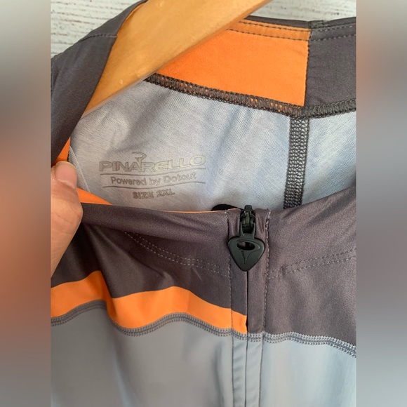 Pinarello asymmetric zip up bicycling shirt size XXL. - Picture 2 of 10